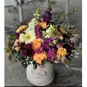 Kutuda Karışık Mevsim Çiçekleri