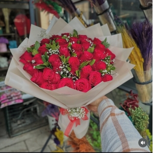 30 Güllü Aşkın Esintisi